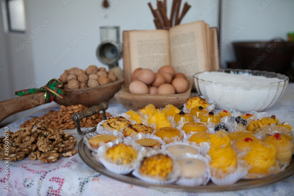 cookies and milk, Sweets of Pelotas, Sweets, Handmade sweets, Coffee, chocolate, doce de pelotas, sweet and sugar.