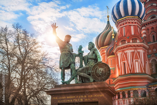 Памятник Минину и Пожарскому на Красной Площади Monument to Minin and Pozharsky on Red Square