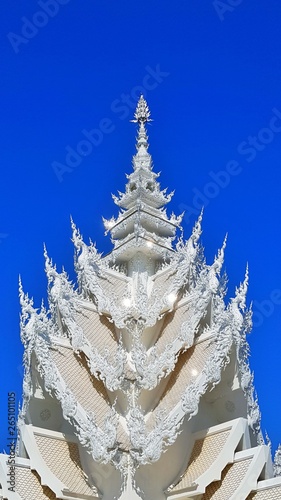 Wat Rong Khun Chiang Rai Province 001