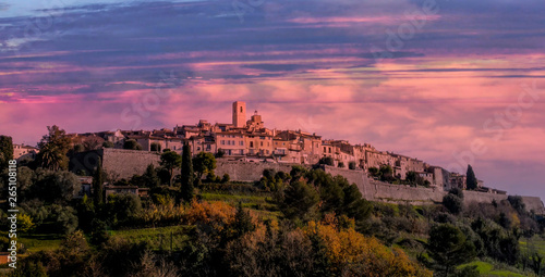 Quadro su tela Dramatic Sky in Saint Paul de Vence