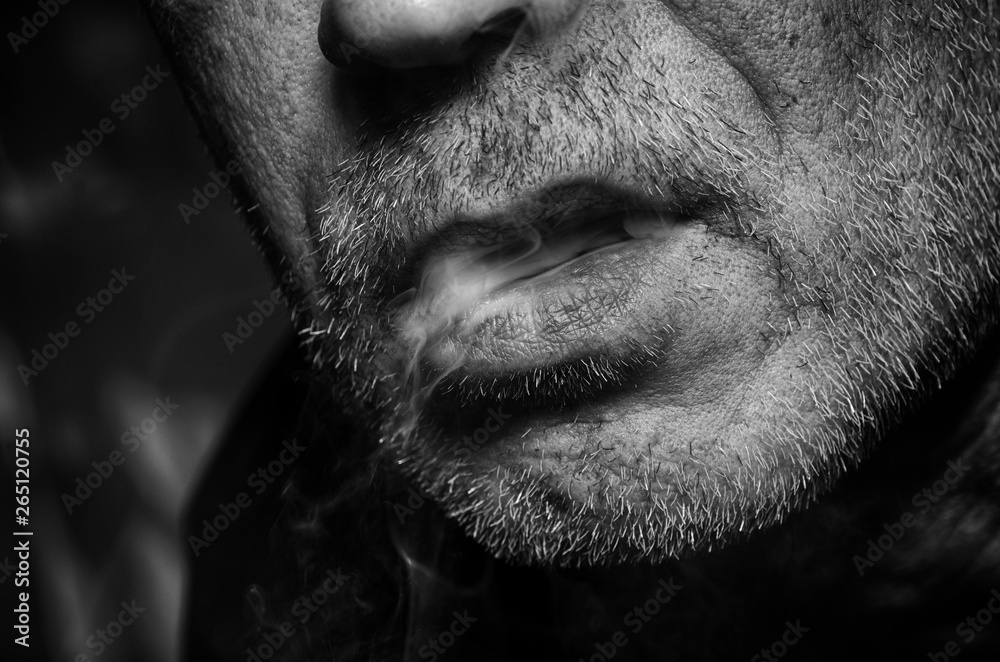 Obraz premium Man and smoke.