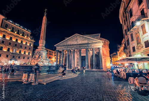 Piazza della Rotonda in Rome by night photo
