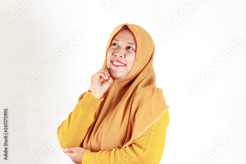 Young beautiful smiling Asian woman express surprised and excited, face expression of Muslim asian woman wearing hijab isolated over white background © alix18