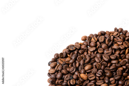 Fototapeta Naklejka Na Ścianę i Meble -  heap of coffee beans on white background