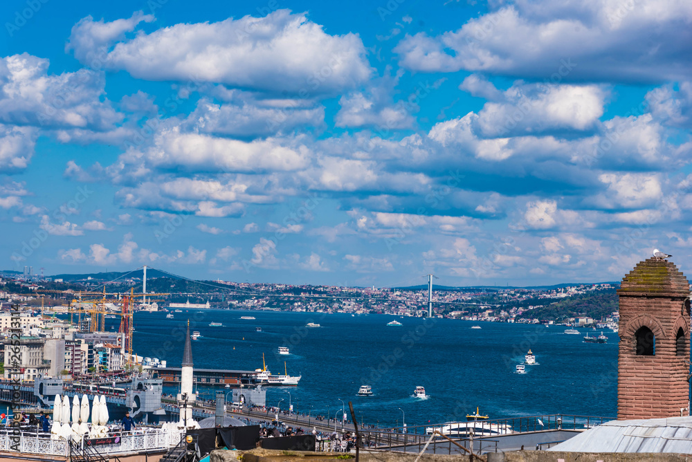 Istanbul - Blick auf Bosporus, Yenikapi Hafen