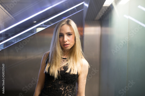 girl around the city time of her live Free Download girl around the city time of her live - GFXLoad