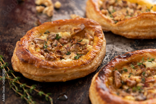 Bilde på lerret Puff Pastry Tart with Walnuts, Cheese, and Honey