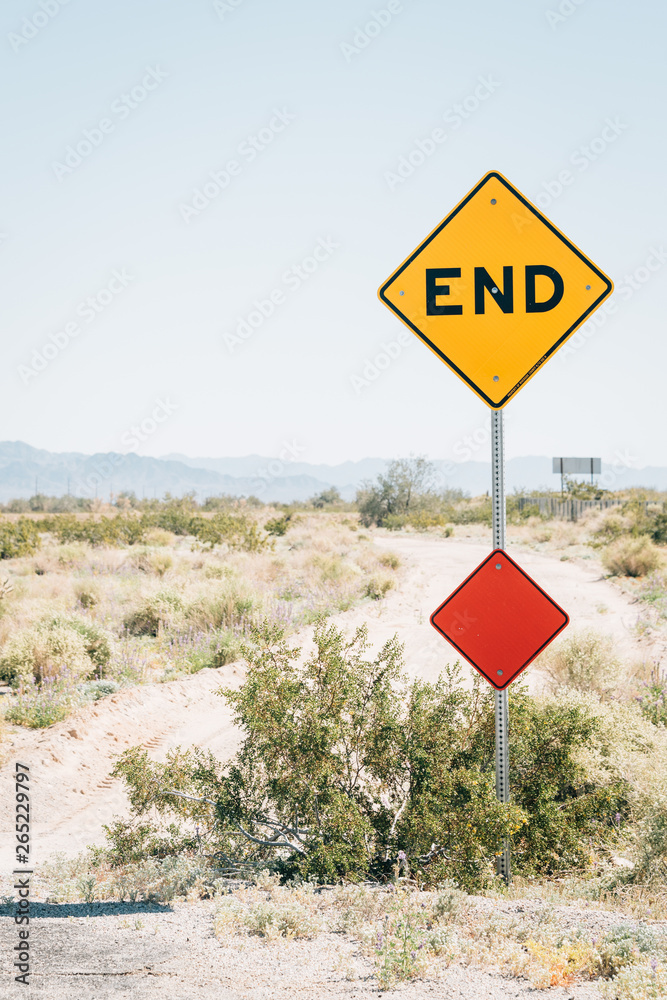 End sign and desert landscape in Desert Center, California