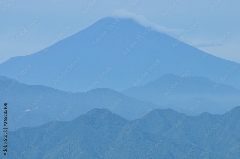 三国山より望む富士山 三国山より望む富士山