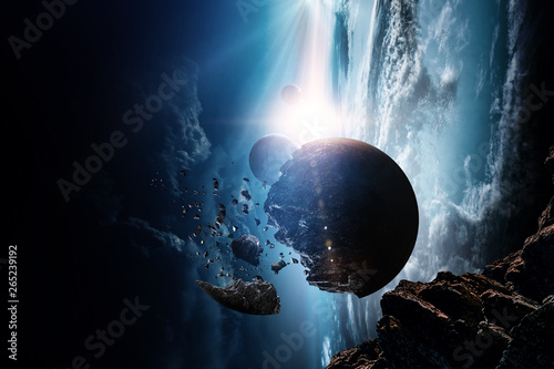 Deep space beauty. Planet o...