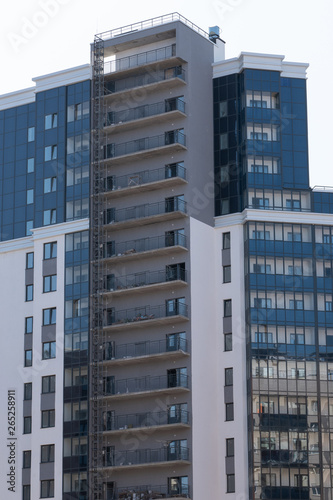 facade of a new multi-storey residential building. architecture of the modern city