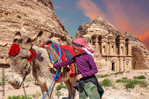 Bimbo a Petra, Giordania  photo