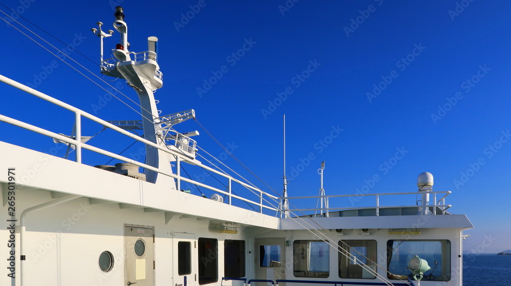 Naklejka premium 瀬戸内海フェリーのデッキ２