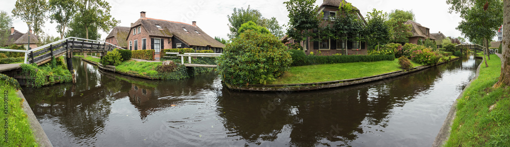Idyllic panorama of canals and gardens in Giethoorn