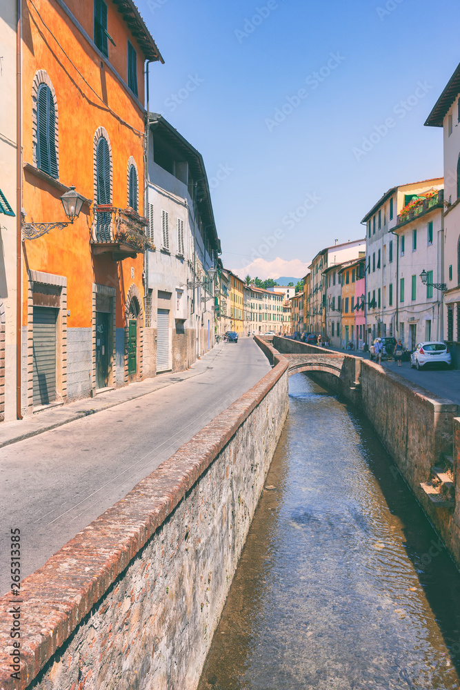 Fototapeta premium Street in a small town in Tuscany