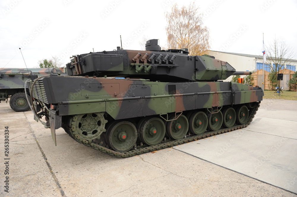 Kampfpanzer Leopard II Kampfpanzer Leopard II