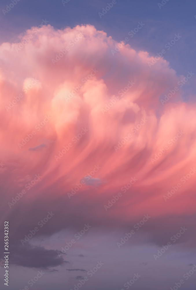 Naklejka premium Clouds at sunset