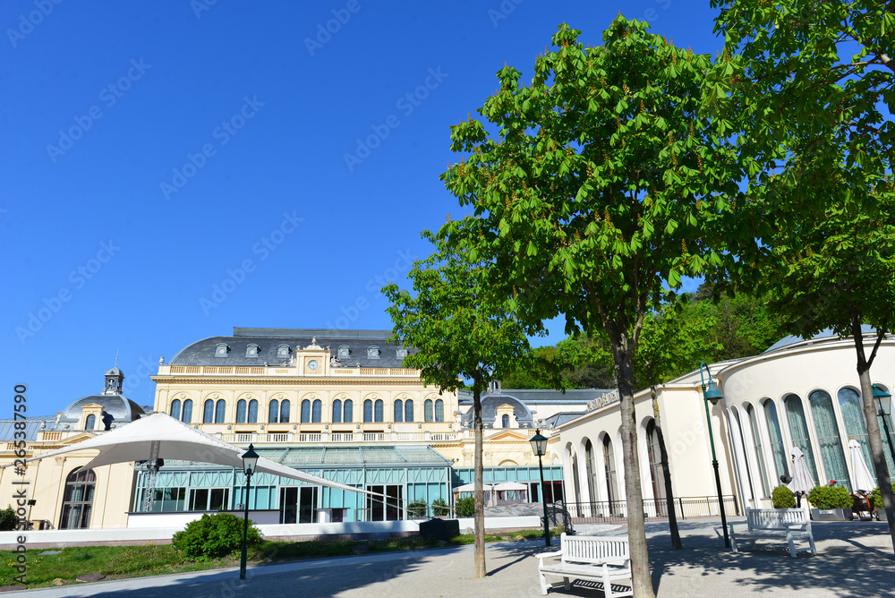 Fototapeta premium Kasino, ehem. Kurhaus in Baden bei Wien 