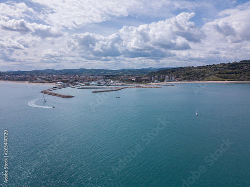 Italia, maggio 2019 - vista panoramica della citta di pesaro e della falesia a picco sul mare del parco san bartolo 