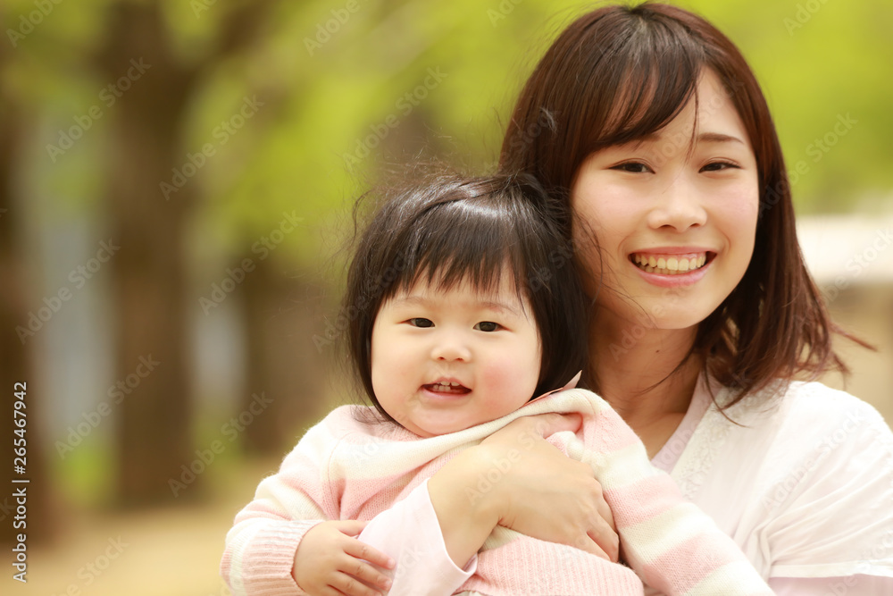 笑顔の親子 笑顔の親子