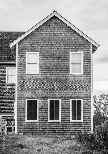 Fototapeta Naklejka Na Ścianę i Meble -  Black and white photograph of a beautiful house in New England USA