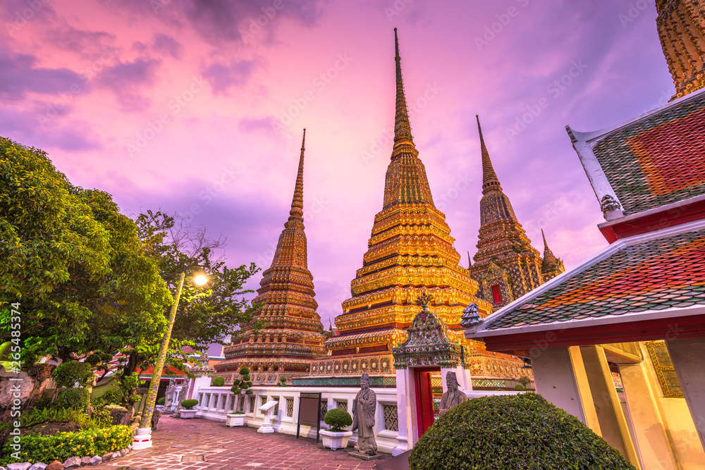 Fototapeta premium Wat Pho Temple in Bangkok, Thailand.