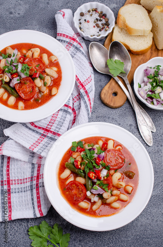 Thick vegetable soup with pasta