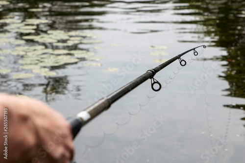 Fotografía telescopic fishing pole with float with carbon fabrics