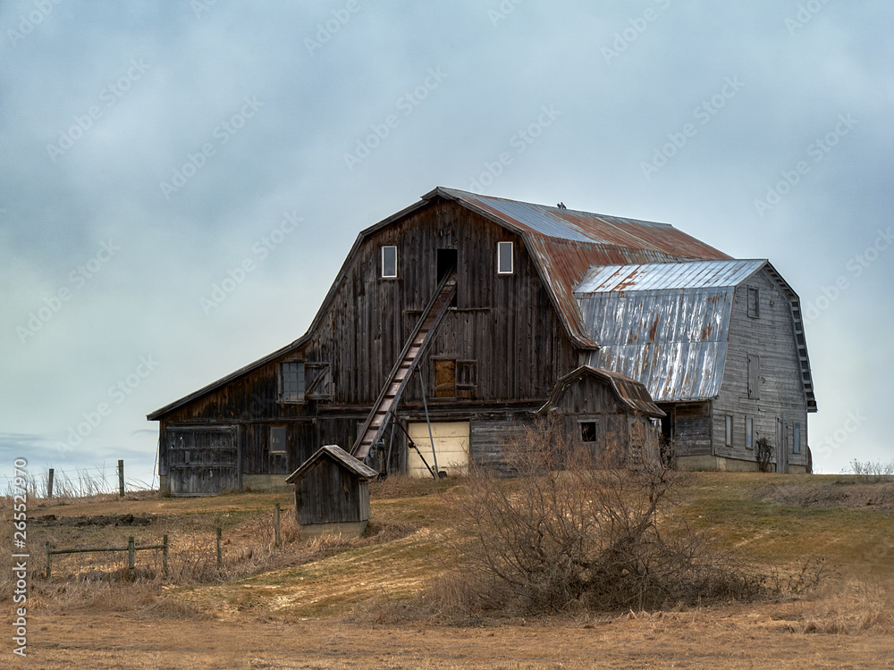 old abandoned barn old abandoned barn