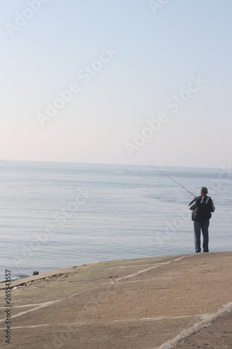 Angler am Meer photo