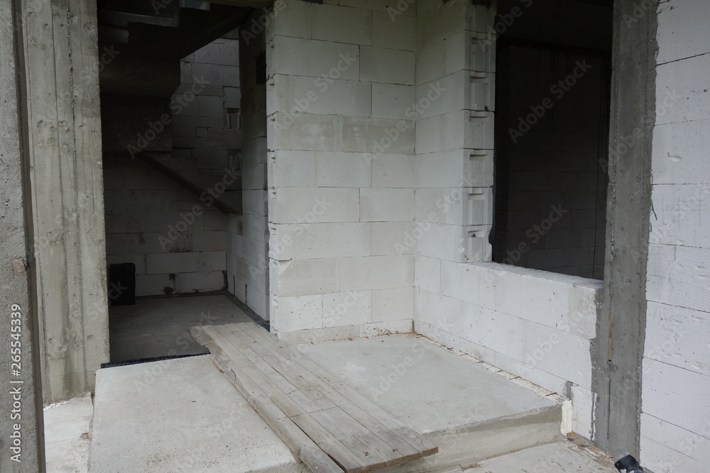 Eigenheim / Immobilie - Rohbau eines Hauses Eigenheim / Immobilie - Rohbau eines Hauses