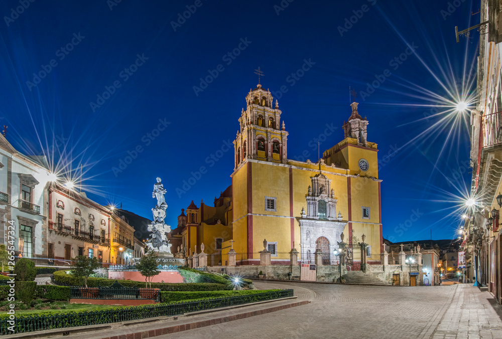 Our Lady of Guanajuato church in Plaza de la Paz at dawn, Guanajuato, Guanajuato, Mexico Our Lady of Guanajuato church in Plaza de la Paz at dawn, Guanajuato, Guanajuato, Mexico