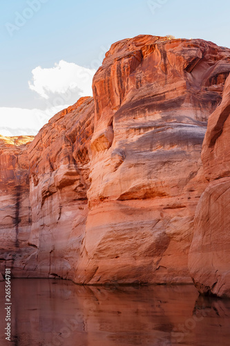 The famous Antelope Canyon from boat trip at Page © Kit Leong