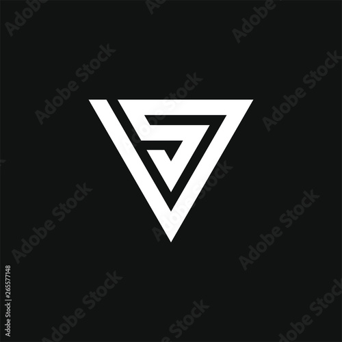Free Download Initial logo technology - GFXLoad