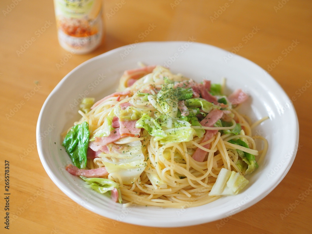 春キャベツとベーコンのパスタ 春キャベツとベーコンのパスタ