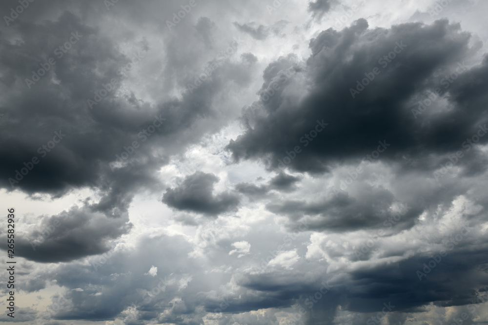 Obraz premium Dark stormy sky with clouds for background