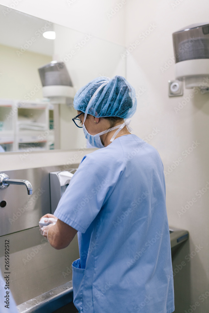 Obraz premium Surgery in the operating room