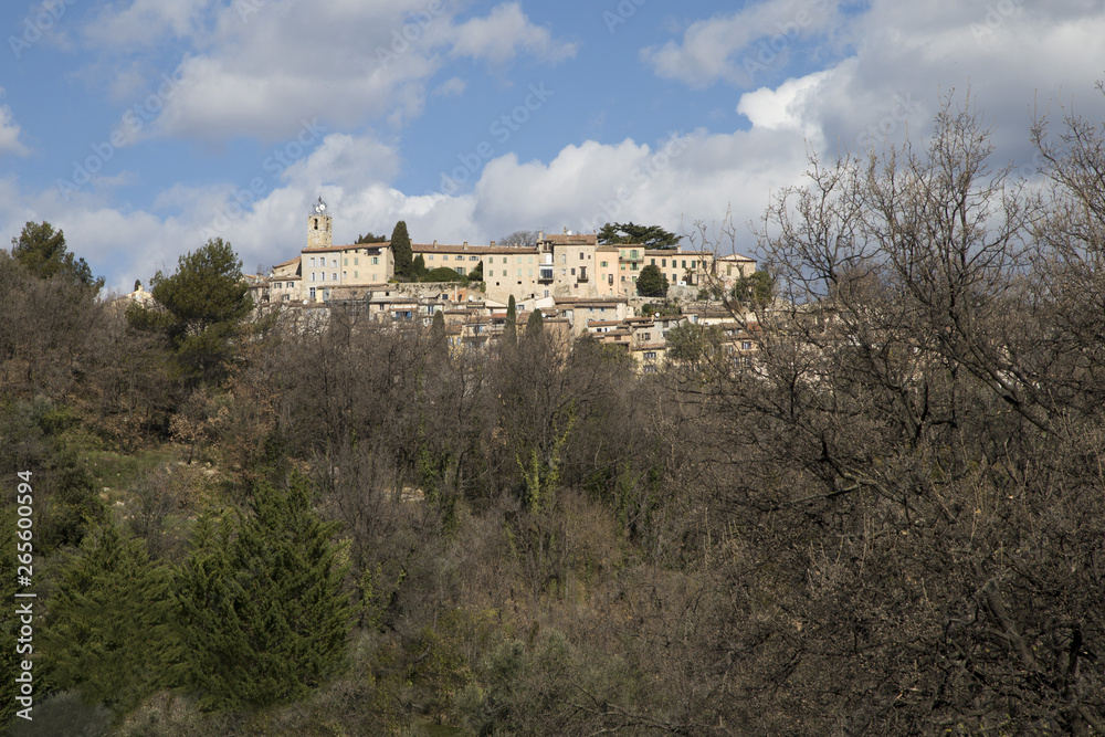 Fototapeta premium The village of Chateauneuf de Grasse on the French Riviera