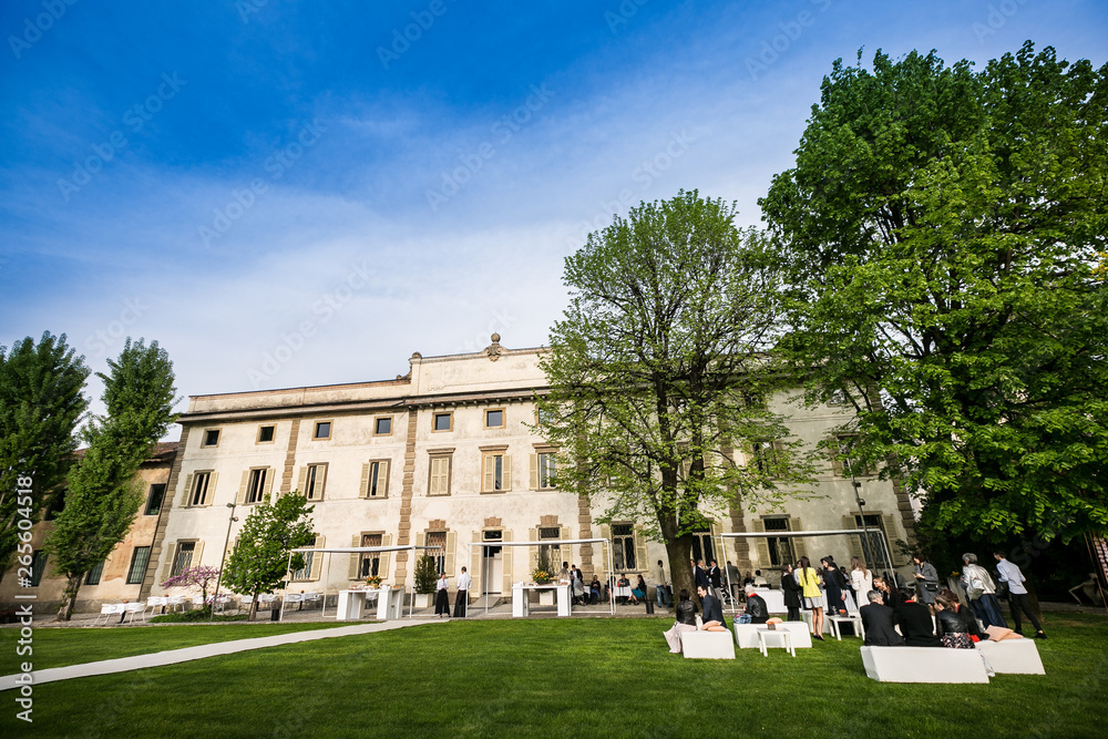 Obraz premium Sposi in Villa