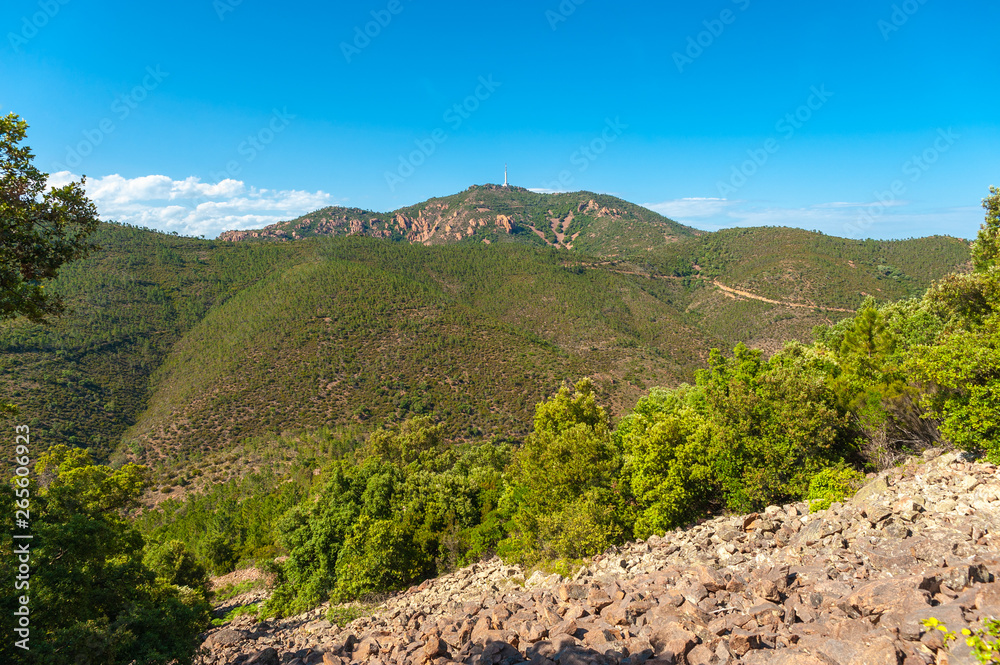 Obraz premium View vom Pic du Cap Roux near Antheor