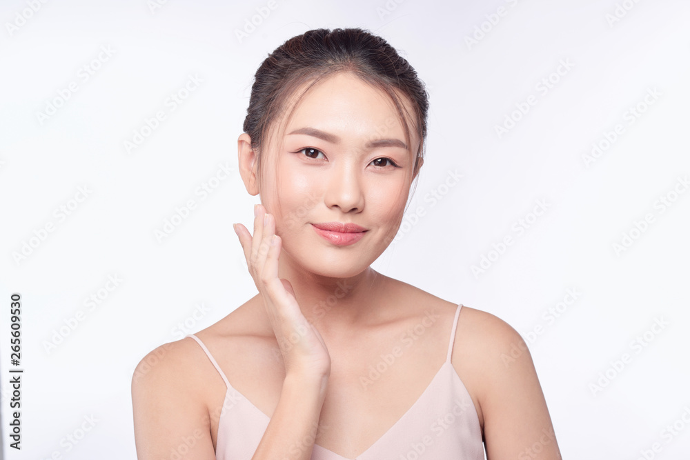 Beautiful Young asian Woman with Clean Fresh Skin look Beautiful Young asian Woman with Clean Fresh Skin look