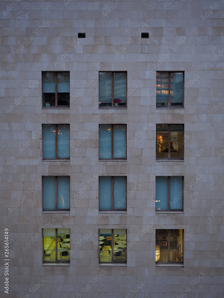 1/MAY/2019 BILBAO SPAIN; Bilbao Guggenheim Museum during the sunset