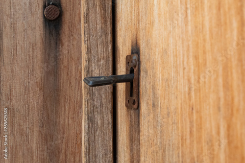 Wallpaper Mural old wooden door and old door handle Torontodigital.ca