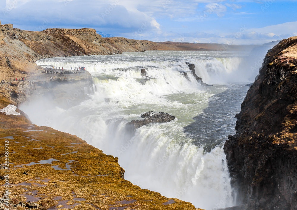 Gullfoss ( Gullfoss (