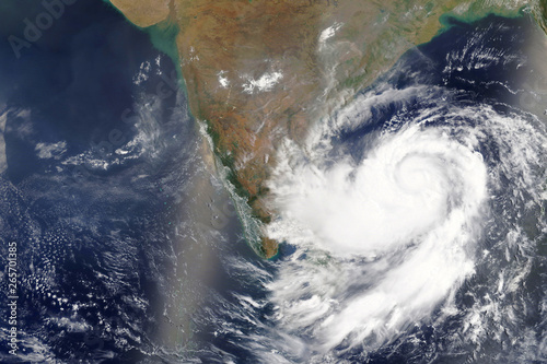 Fotografija Cyclone Fani heading towards India in 2019 - Elements of this image furnished by