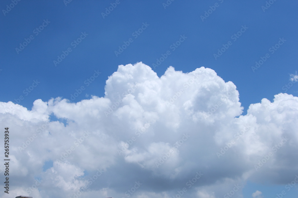 The blue sky and white clouds The blue sky and white clouds