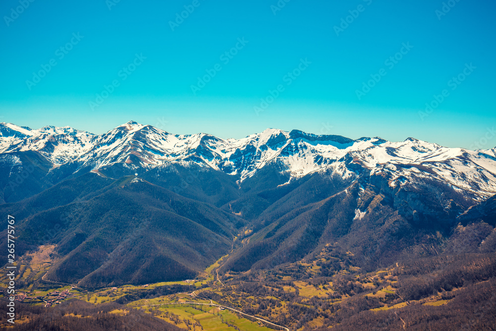 Mountain range, covered with snow. National park Peaks of Europe (Picos de Europa). Cantabria, Spain, Europe