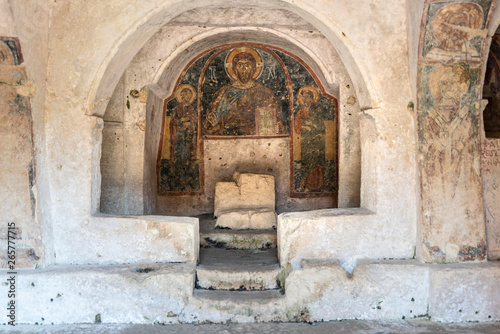 Ancient rock churches. Hidden and beautiful Puglia. St Nicholas © Nicola Simeoni