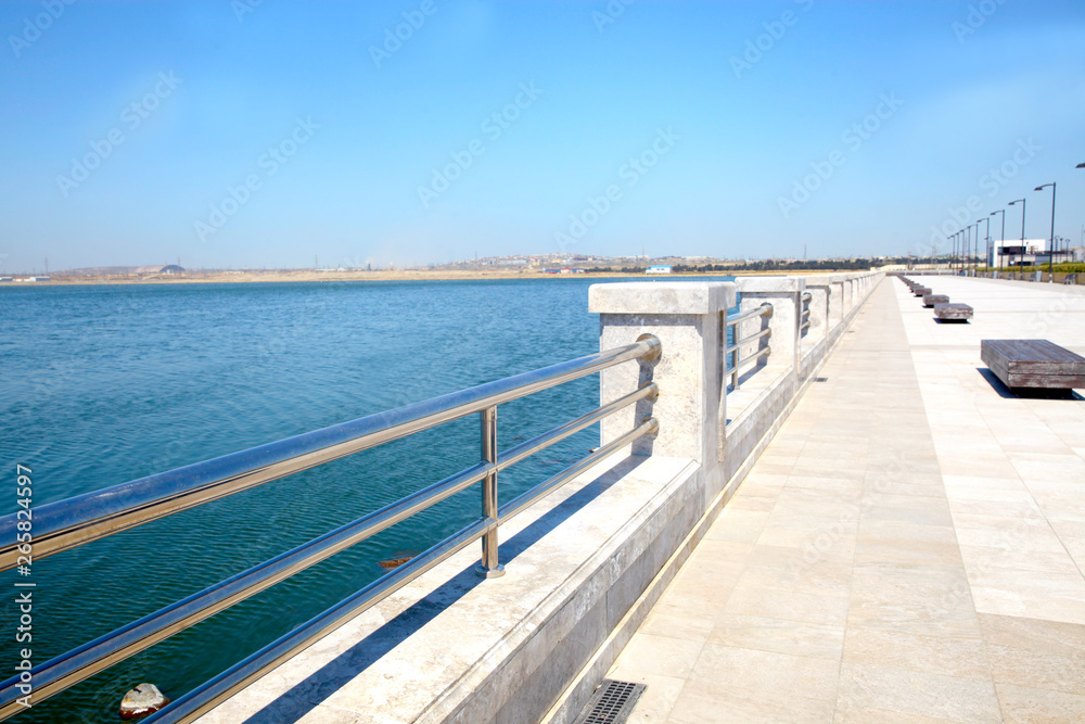 Boyukshor Lake / Baku 