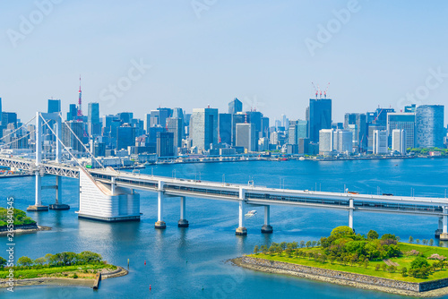 東京の都市風景 Tokyo city skyline , Japan. © kurosuke